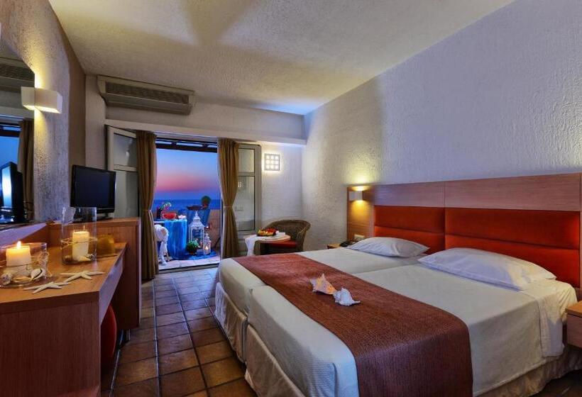 Fotos del hotel Sirens Beach & Village:  27