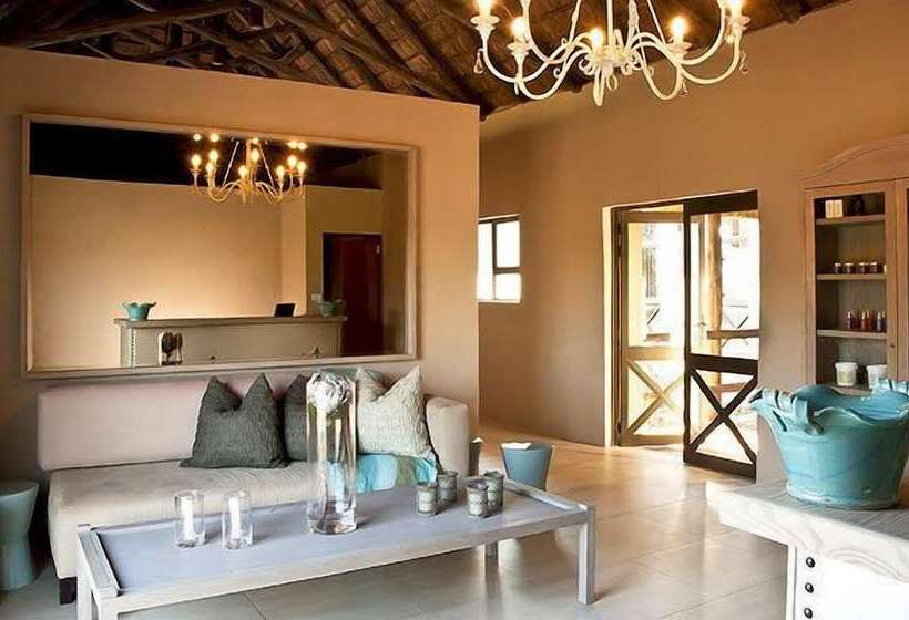 فندق Thandeka Game Lodge & Spa