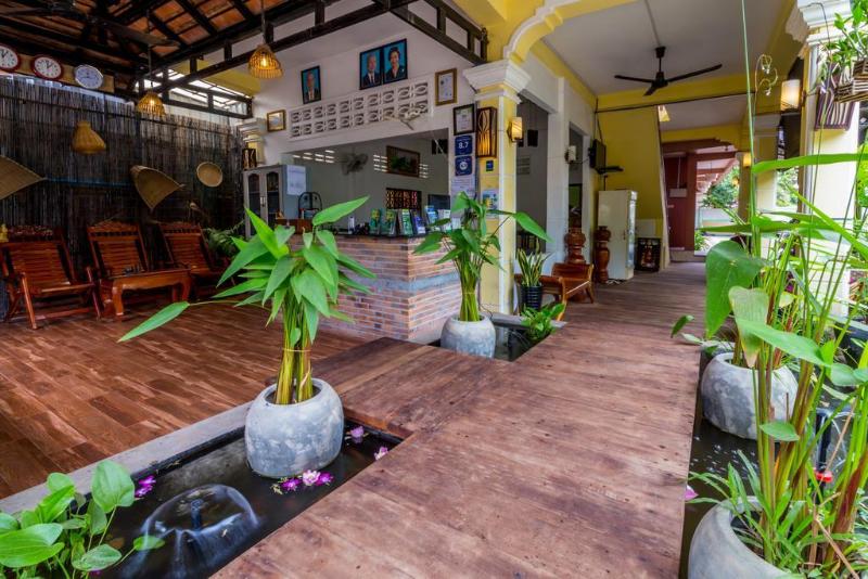 هتل The Unique Angkor Villa