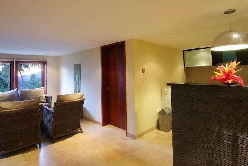 هتل Villa Tiara Lombok Island