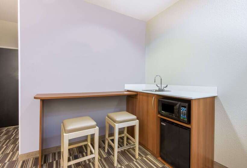 Microtel Inn & Suites By Wyndham Cadiz