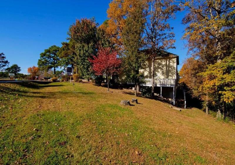فندق على الطريق O Eureka Springs  Christ Of Ozark Area