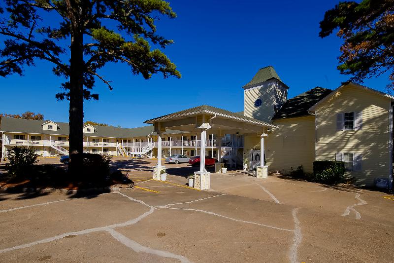 فندق على الطريق O Eureka Springs  Christ Of Ozark Area