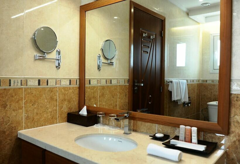 Nomad Suites Residence