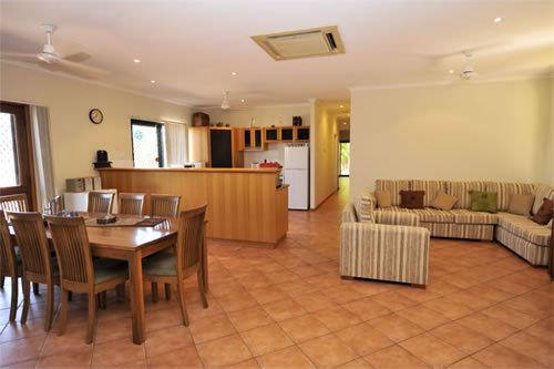 Ochre Moon B&b