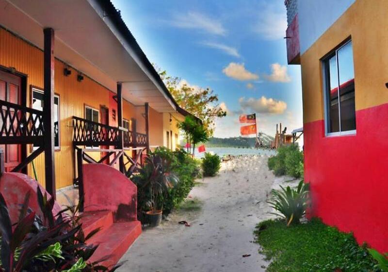 پانسیون Cenang Rest House