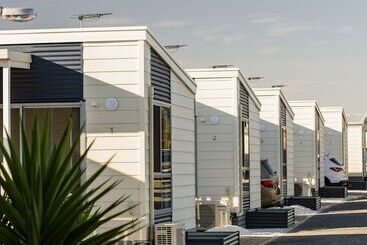 استراحتگاه Discovery Parks  Adelaide Beachfront