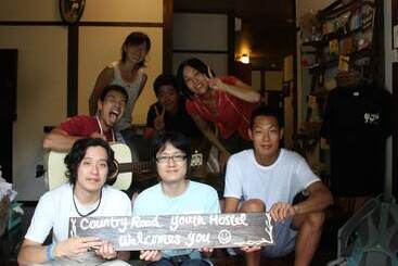 Yufuin Country Road Youth Hostel