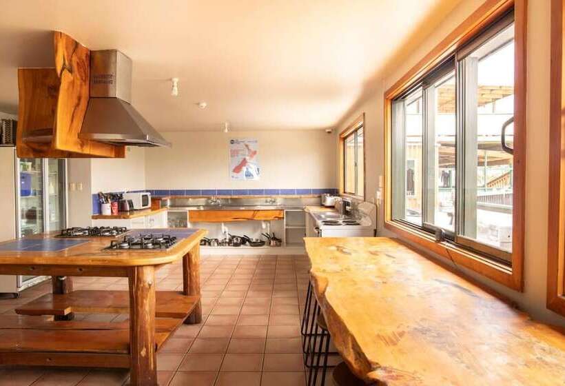 هاستل Dusky Lodge