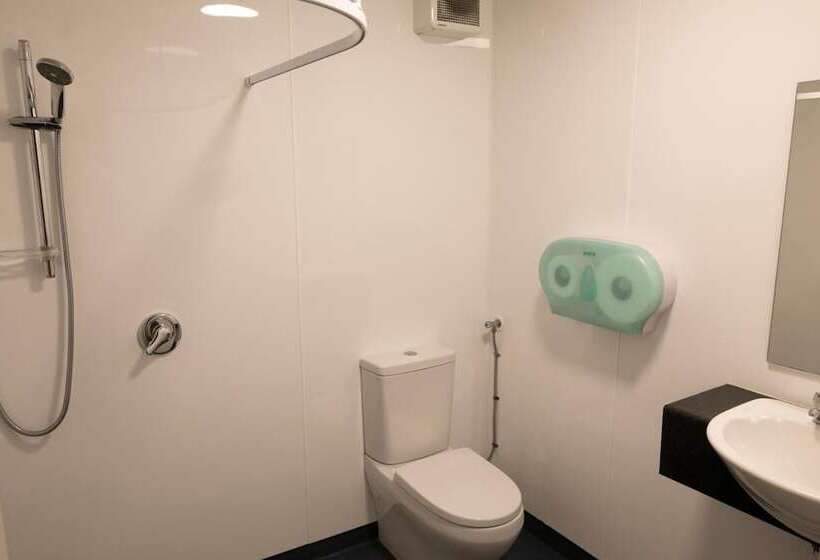 هاستل Dusky Lodge