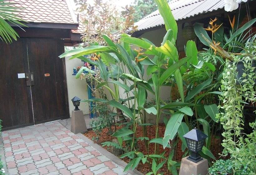 Baan Sukreep Resort