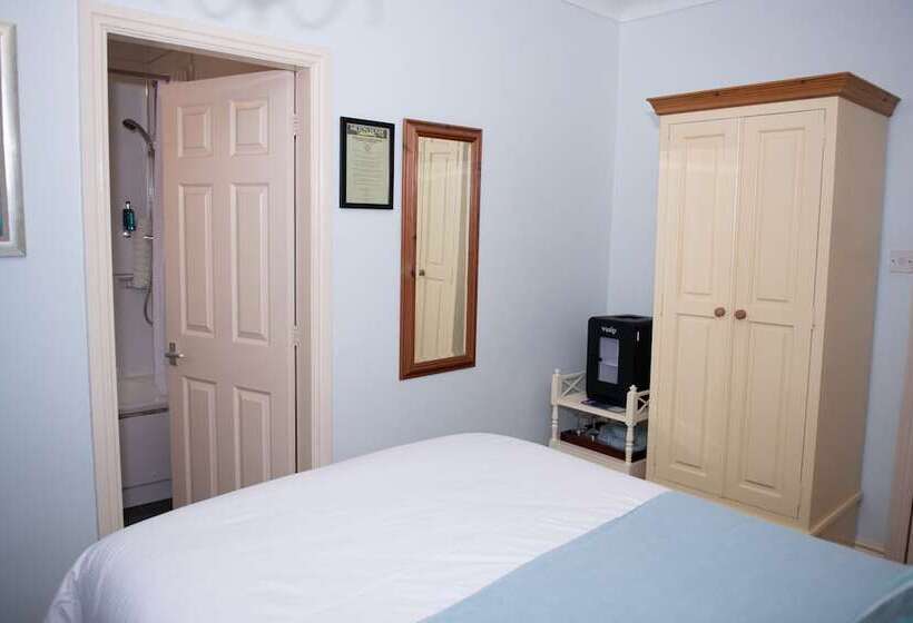 مبيت وإفطار Milton House Studio Apartment Suites