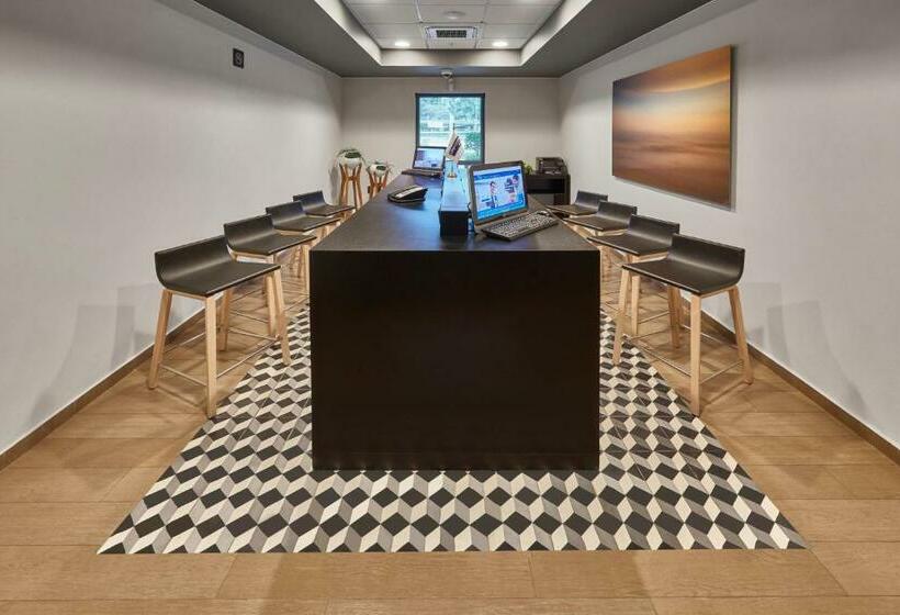 Fotos del hotel City Express Plus Periferico Sur Tlalpan:  18