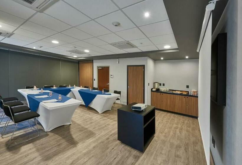 Fotos del hotel City Express Plus Periferico Sur Tlalpan:  17