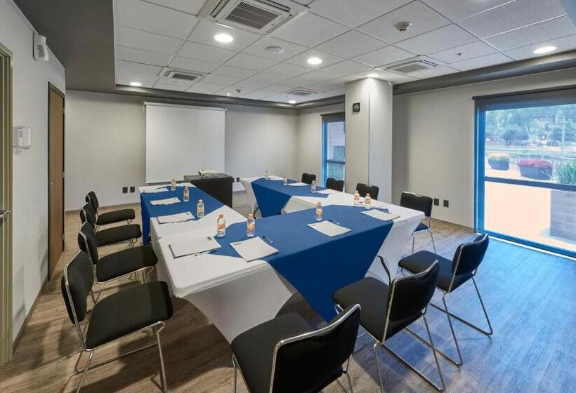 Fotos del hotel City Express Plus Periferico Sur Tlalpan:  8