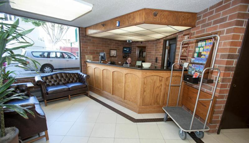 هتل Columbus Inn