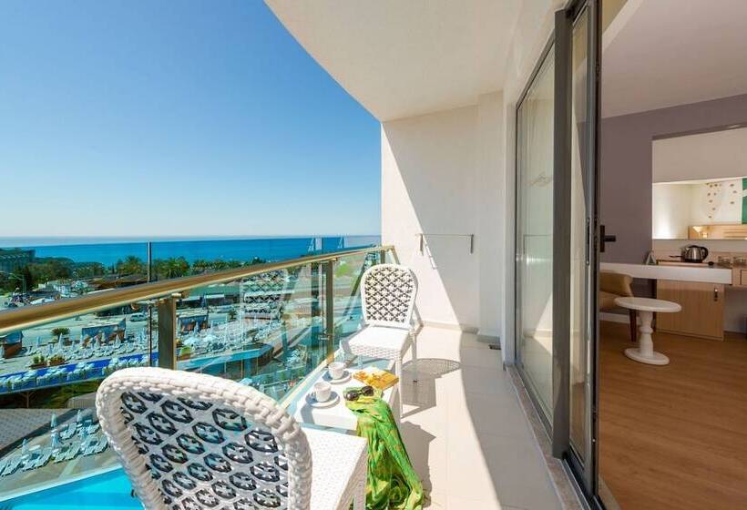 Отель Dream World Hill