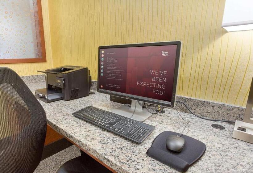 هتل Drury Inn & Suites Grand Rapids