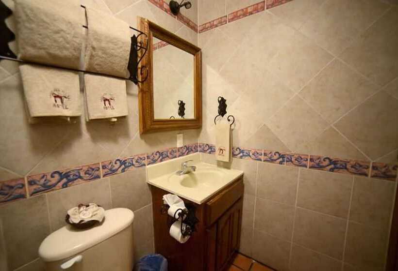 Отель Hacienda Del Sol