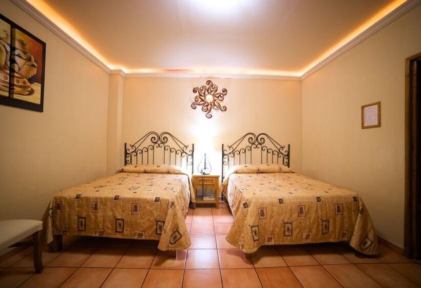 فندق Hacienda Del Sol