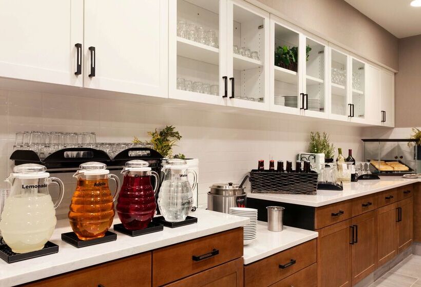 هتل Homewood Suites By Hilton Syracuse  Carrier Circle
