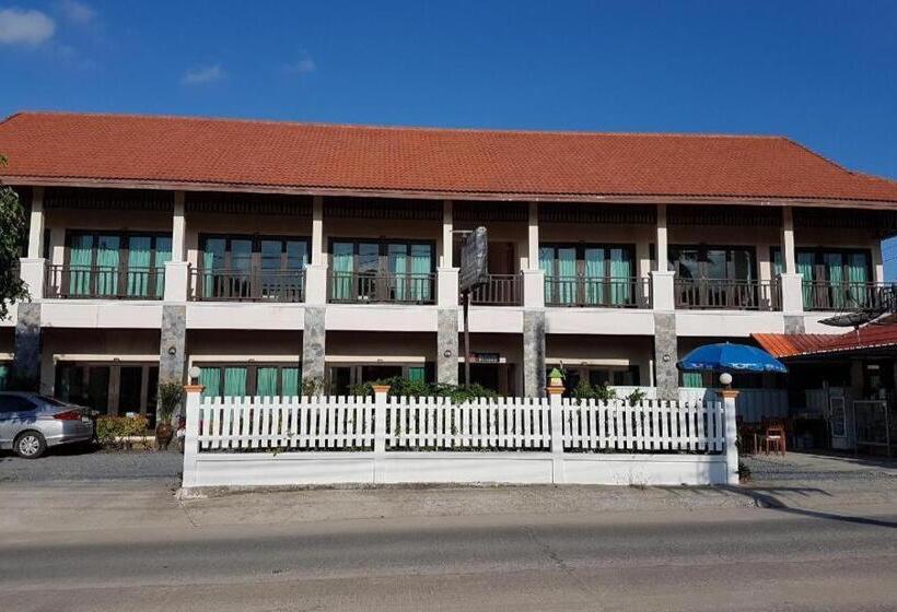 هتل Mm House Samui