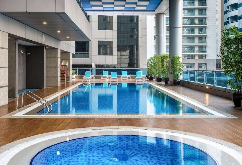 Fotos del hotel Ramada by Wyndham Dubai Barsha Heights:  2