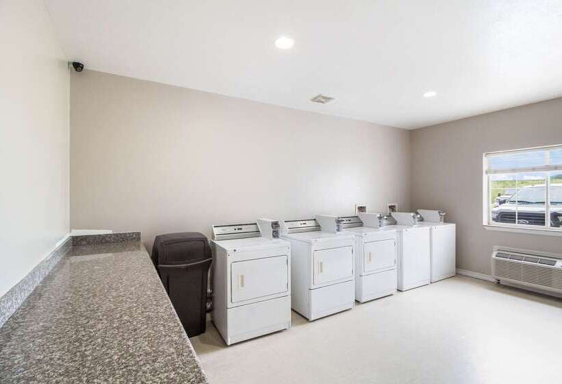 호텔 Rodeway Inn & Suites Port Arthur   Groves