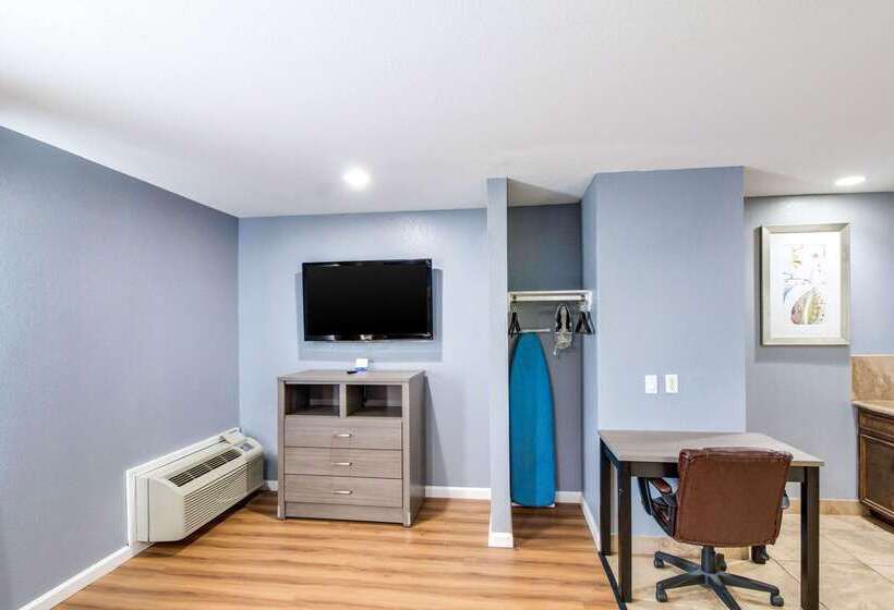 호텔 Rodeway Inn & Suites Port Arthur   Groves