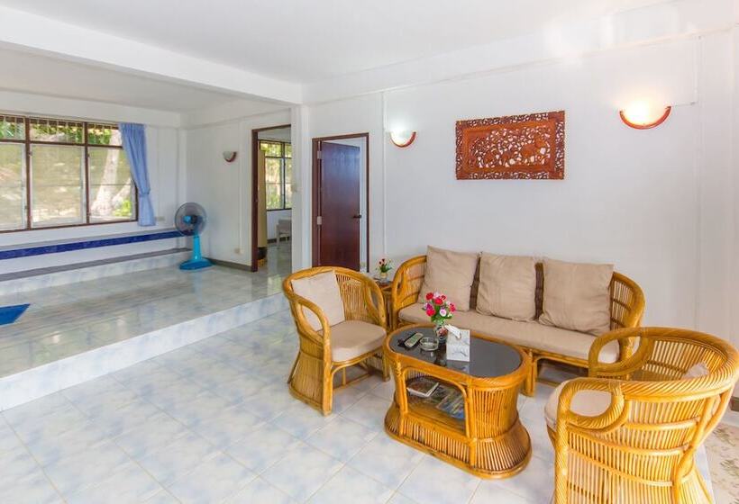 هتل Seaview Paradise Mountain Holiday Villas