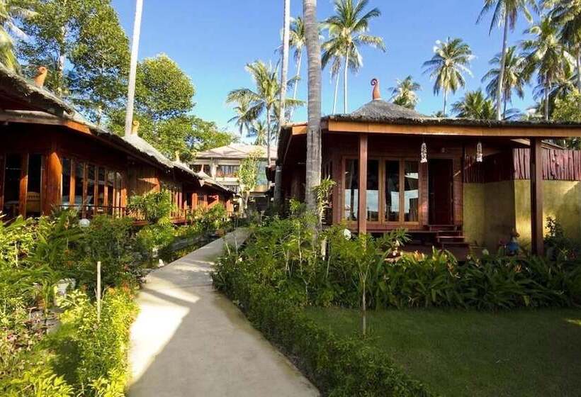 Lipa Bay Resort