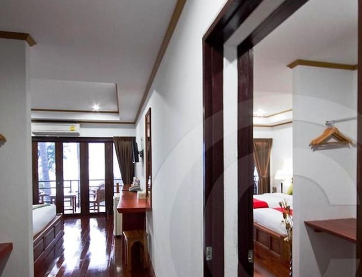 Lipa Bay Resort