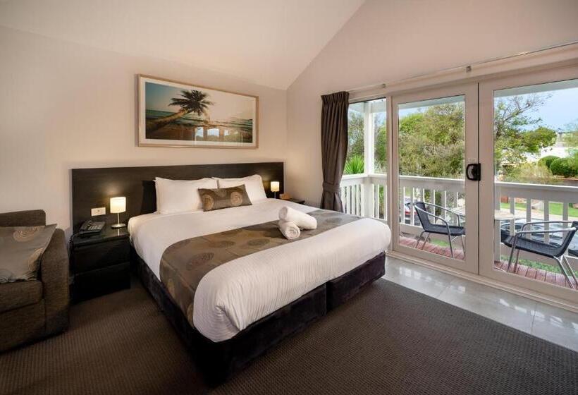 Мотель Boathouse Resort Studios And Suites
