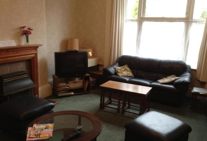 ペンション Grisnoir Guest House