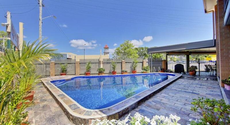 Fotos del hotel Raintree Motel:  5