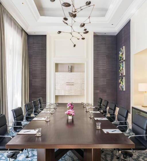 استراحتگاه The St. Regis Langkawi