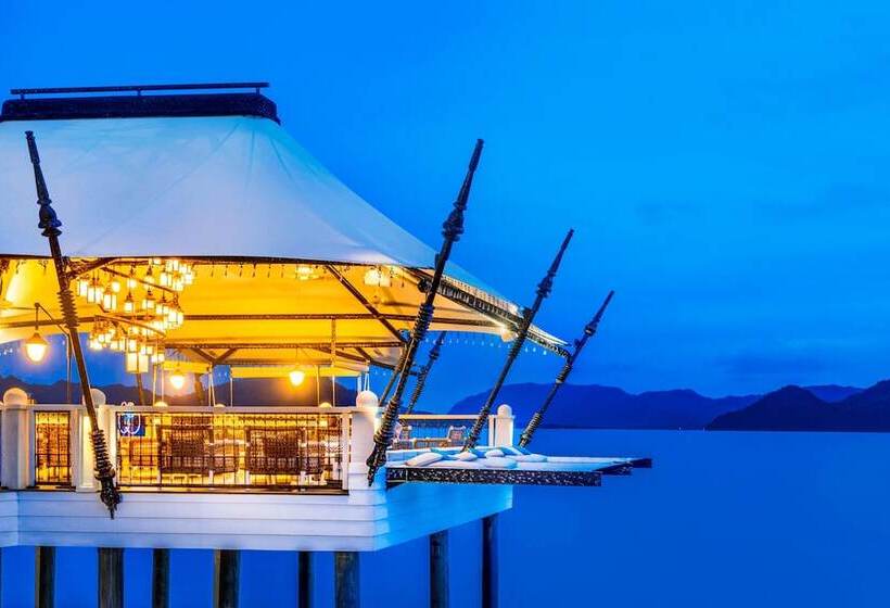 استراحتگاه The St. Regis Langkawi