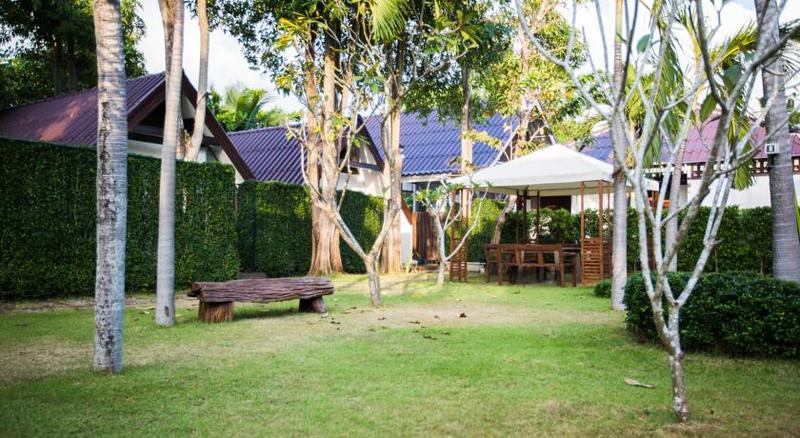 استراحتگاه At Samui Haus