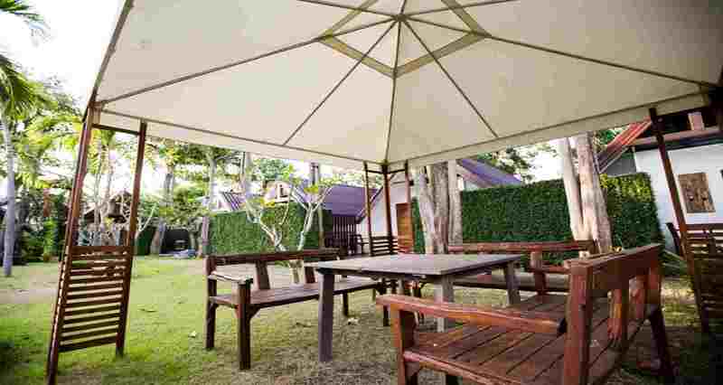 استراحتگاه At Samui Haus
