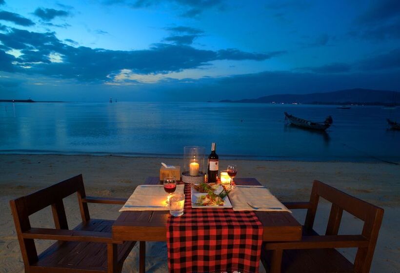 استراحتگاه At Samui Haus