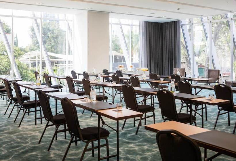 Ac Hotel By Marriott Guadalajara Mexico