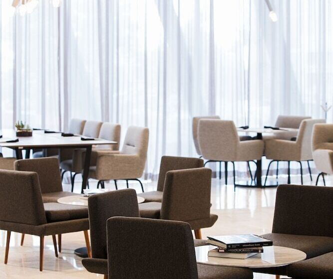 Ac Hotel By Marriott Guadalajara Mexico