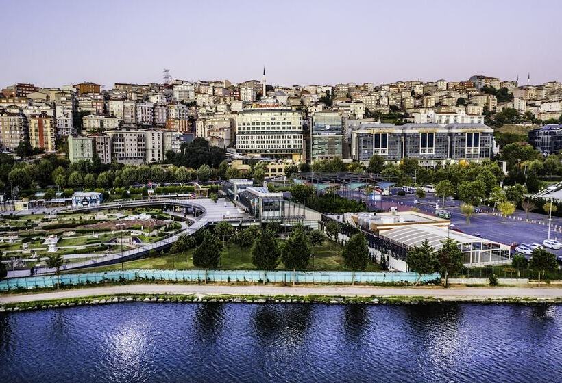 Fotos del hotel Clarion  Golden Horn:  33
