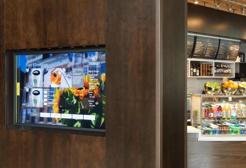 בית מלון כפרי Courtyard By Marriott Seattle Everett Downtown
