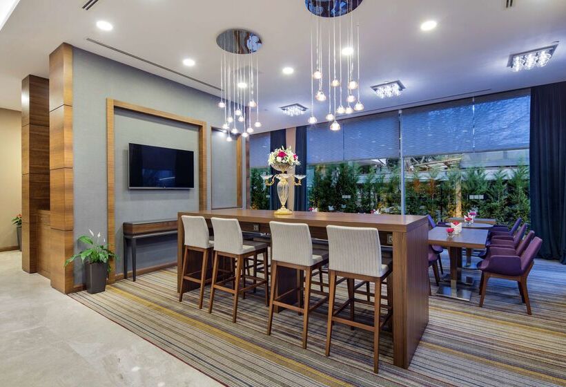 Fotos del hotel Hampton By Hilton Istanbul Atakoy:  5