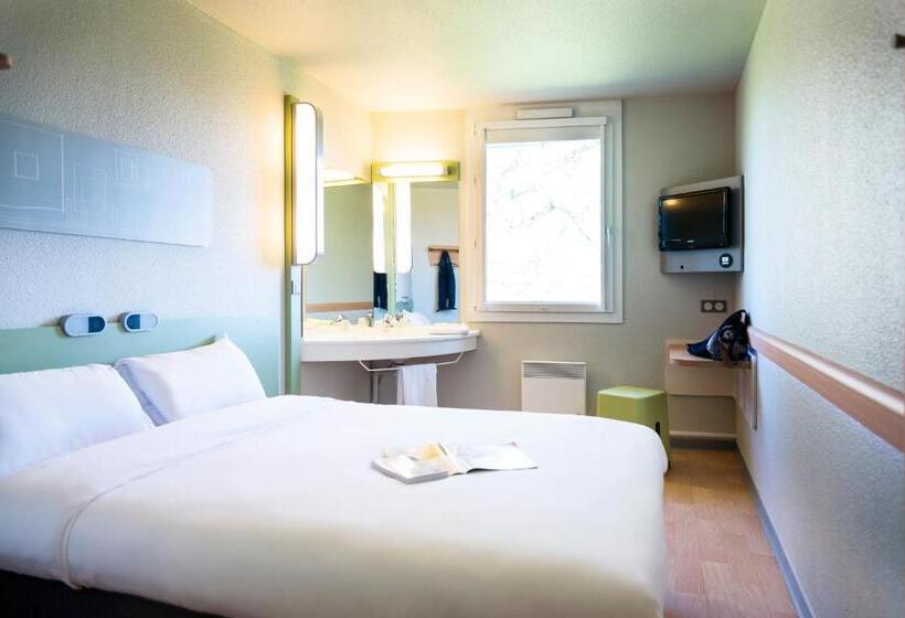 هتل Ibis Budget Courbevoie Paris La Défense