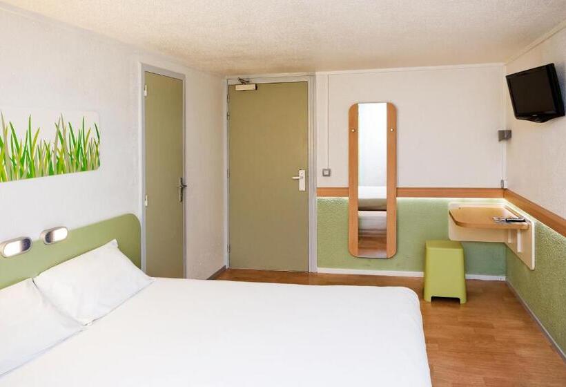 Hotel Ibis Budget Courbevoie Paris La Défense