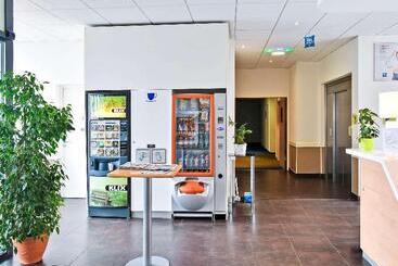 هتل Ibis Budget Saintquentin Centre Gare
