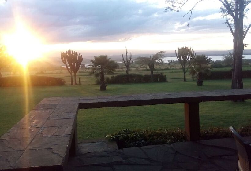 هتل Jacaranda Lake Elementaita Lodge