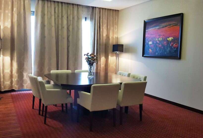 هتل Royal Tulip Skikda